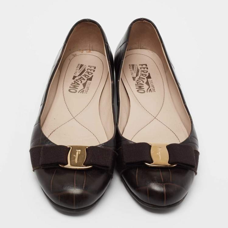 Pre Owned Salvatore Ferragamo Dark Brown Croc Embossed Leather Varina  Ballet Flats Size 37.5