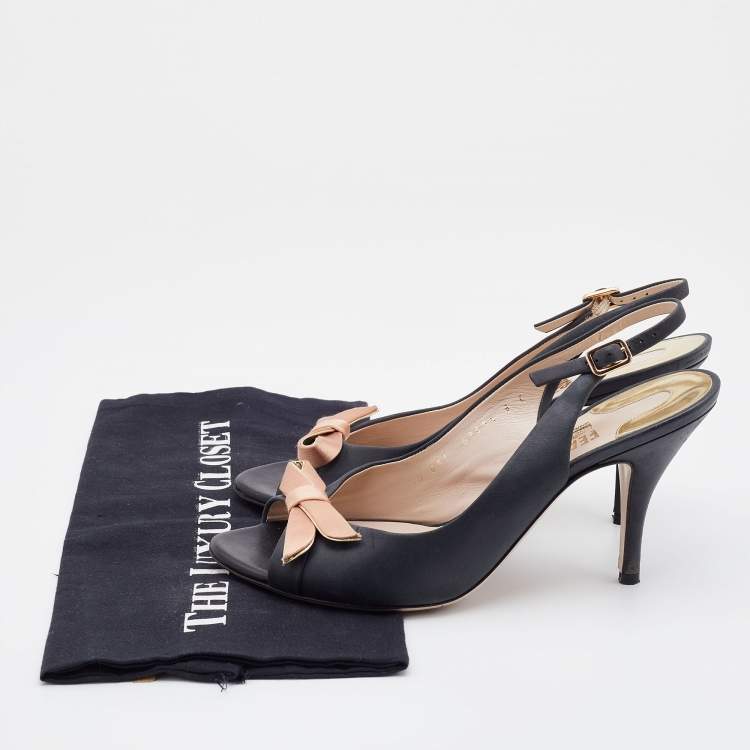 Pre Owned Salvatore Ferragamo Grey Nubuck Leather Bow Peep Toe Slingback Pumps Size 38.5