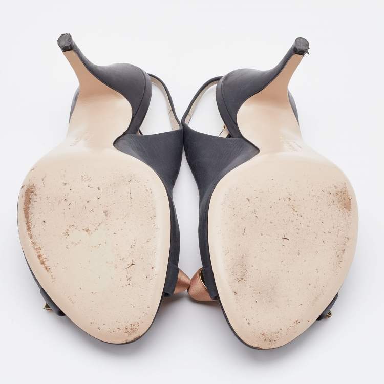 Pre Owned Salvatore Ferragamo Grey Nubuck Leather Bow Peep Toe Slingback Pumps Size 38.5