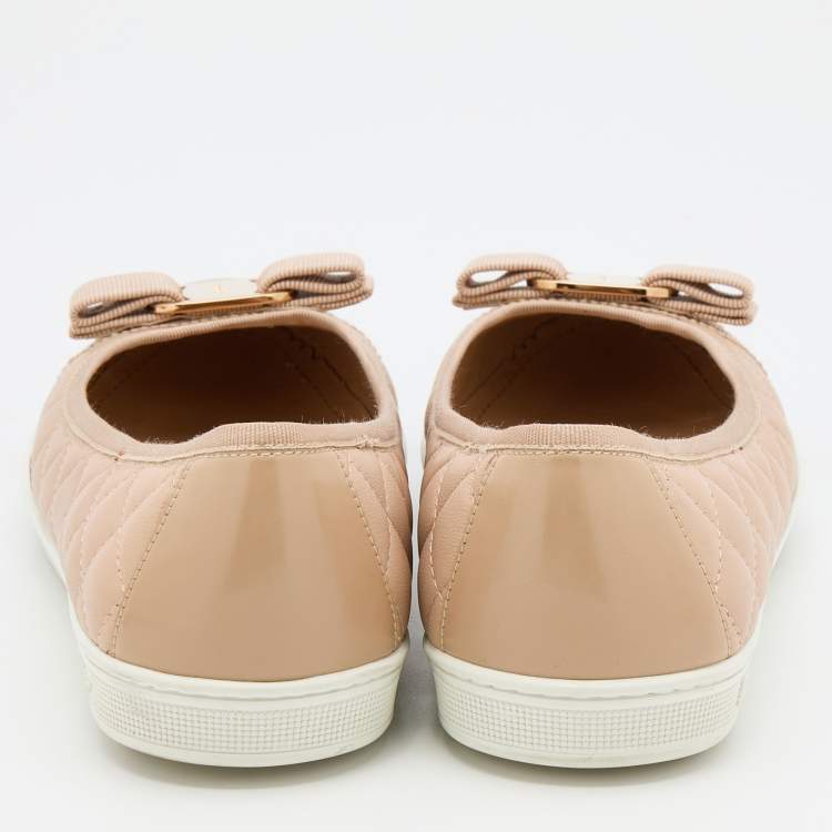 Pre Owned Salvatore Ferragamo Beige Leather and Patent Cap Toe Vara Bow Ballet Flats Size 37.5
