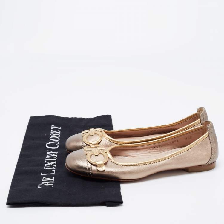 Pre Owned Salvatore Ferragamo Metallic Leather Gancini Ballet Flats Size 37