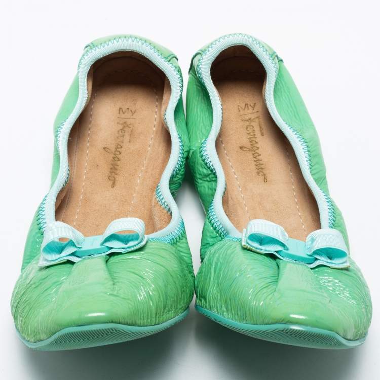 Pre Owned Salvatore Ferragamo Green Leather Bow Scrunch Ballet Flats Size 40.5 