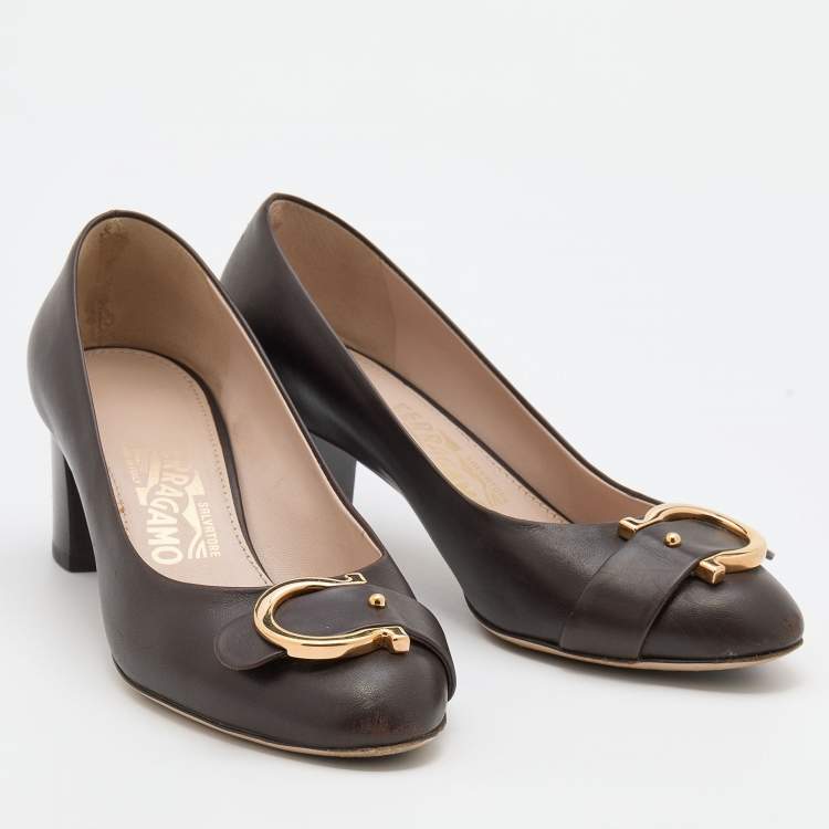 Pre Owned Salvatore Ferragamo Brown Leather Gancini Block Heel Pumps Size 36.5