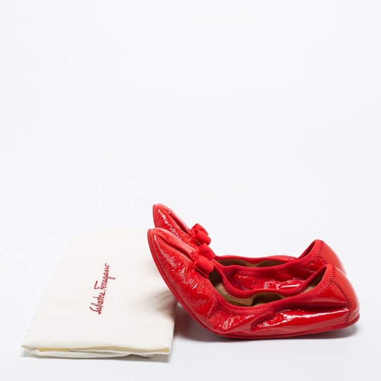 Pre Owned Salvatore Ferragamo Coral Red Patent Leather My Joy Scrunch Ballet Flats Size 40.5