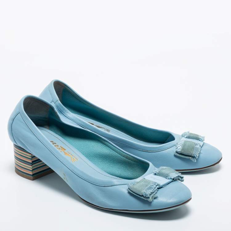Pre Owned Salvatore Ferragamo Blue Leather Vara Bow Pumps Size 39.5