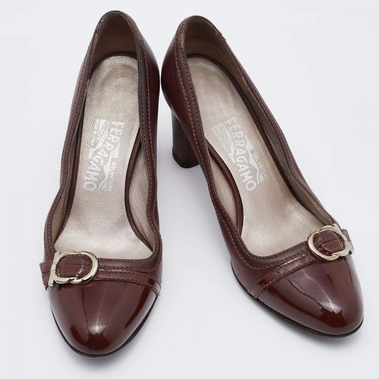 Pre Owned Salvatore Ferragamo Brown Patent and Leather Nostra Pumps Size 37.5