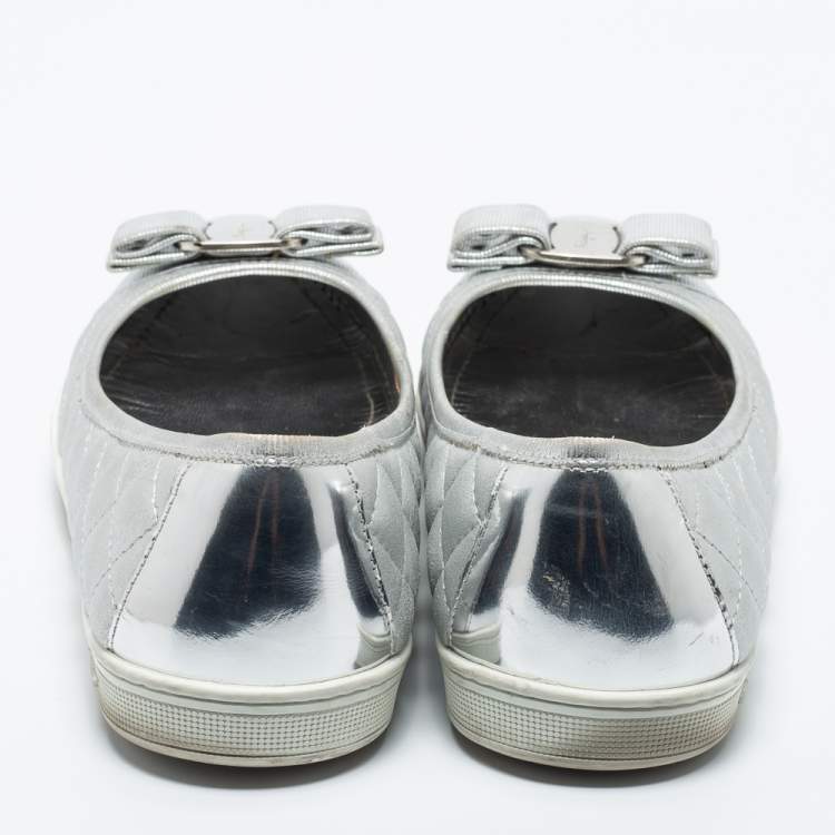 Pre Owned Salvatore Ferragamo Metallic Silver Leather Bow Ballet Flats Size 39.5