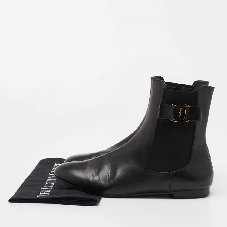 Pre Owned Salvatore Ferragamo Black Leather Vara Bow Chelsea Ankle Boots Size 38.5