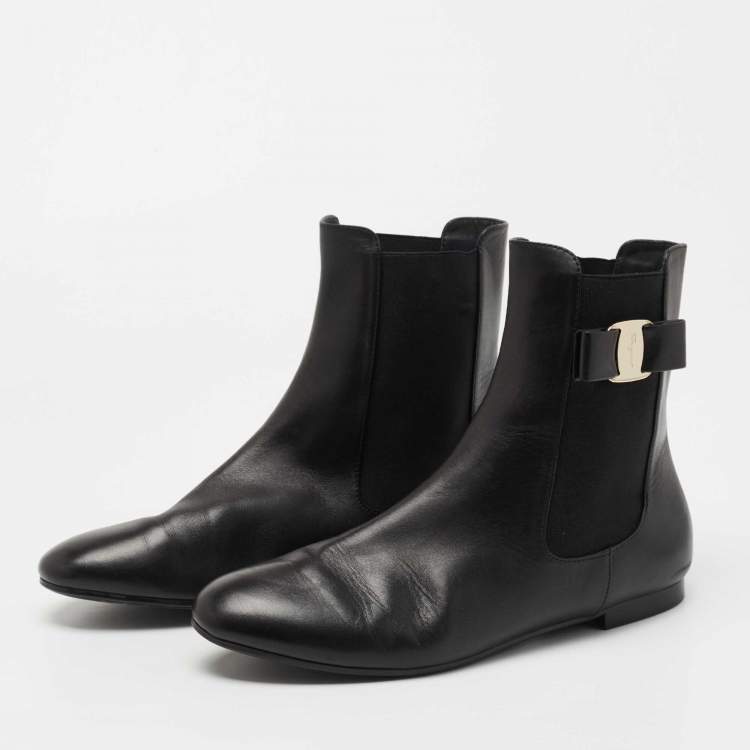 Salvatore Ferragamo Black Leather Vara Bow Chelsea Ankle Boots Size 38.5 TLC