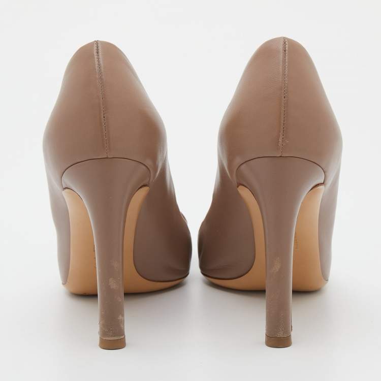 Pre Owned Salvatore Ferragamo Beige Leather Zeri Bow Pointed Toe Pumps Size 37