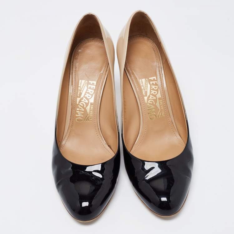 Pre Owned Salvatore Ferragamo Beige/Black Patent Slip On Pumps Size 38
