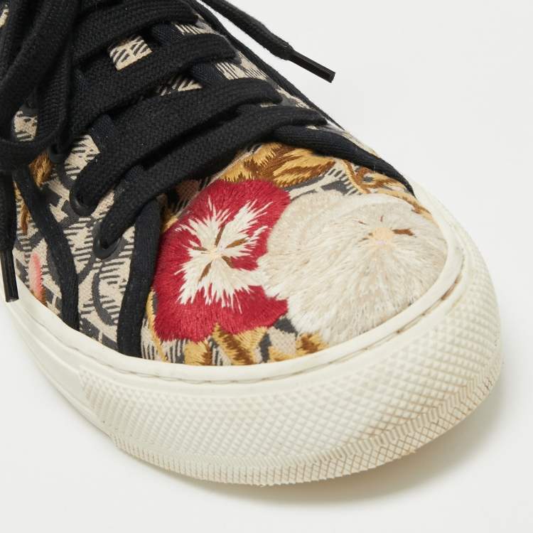 Pre Owned Salvatore Ferragamo Multicolor Embroidered Canvas Borg Sneakers Size 39.5
