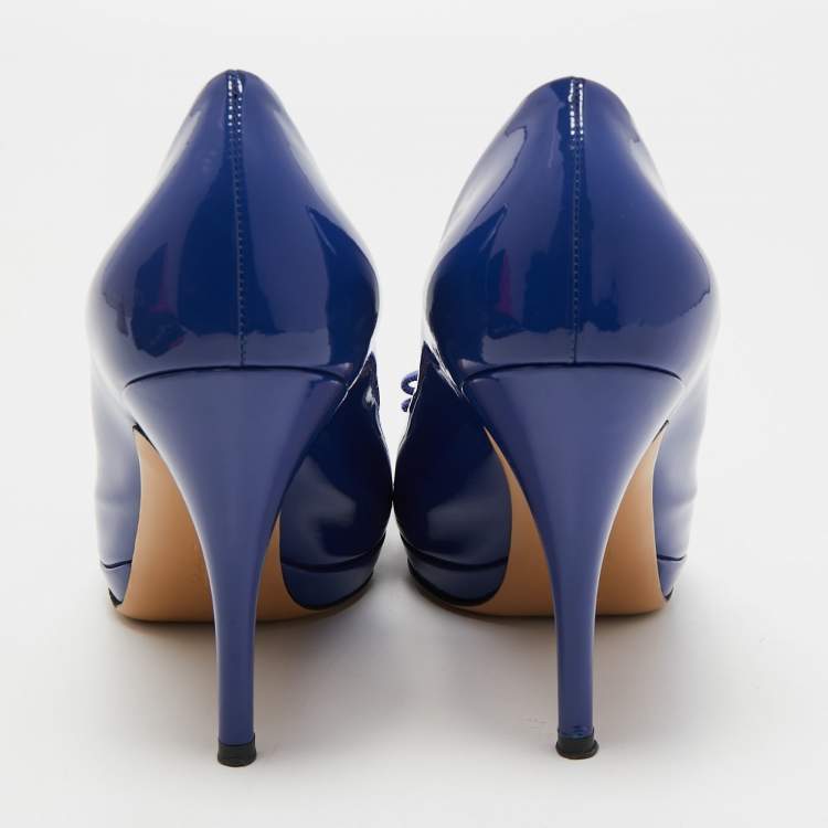 Pre Owned Salvatore Ferragamo Blue Patent Leather Vara Bow Pumps Size 40.5
