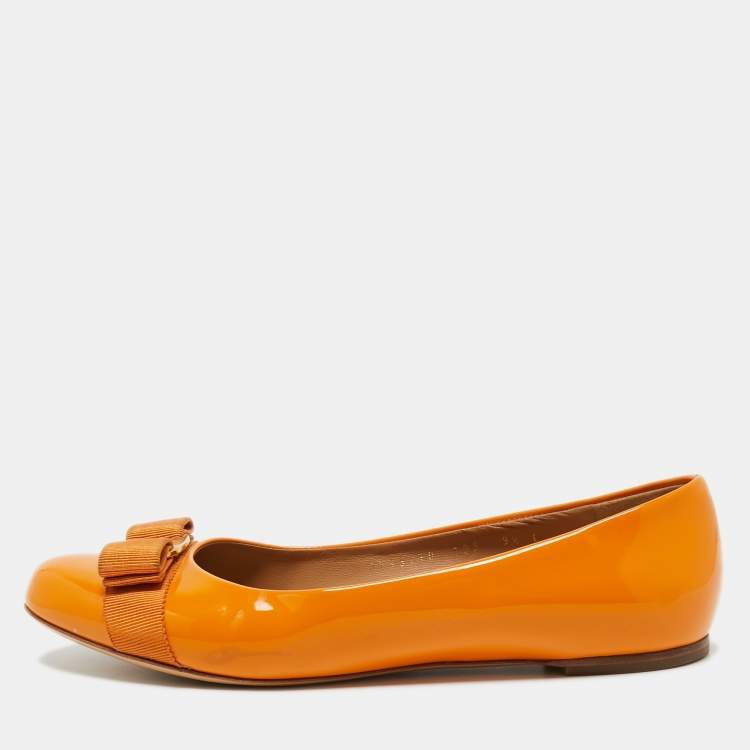 Pre Owned Salvatore Ferragamo Yellow Patent Leather Vara Bow Ballet Flats Size 40