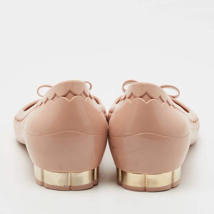 Pre Owned Salvatore Ferragamo Beige Rubber  Vara Bow Ballet Flats Size 40.5
