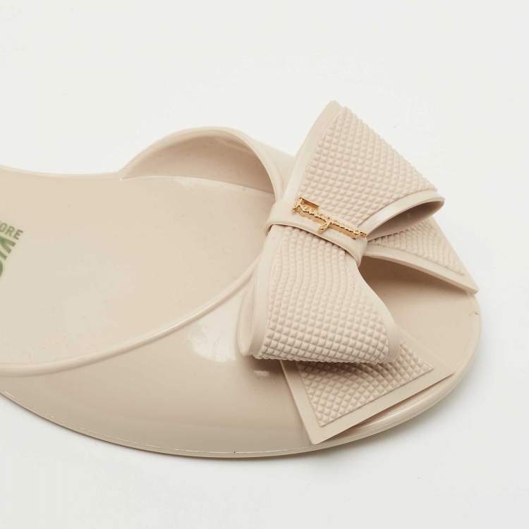 Pre Owned Salvatore Ferragamo Beige Jelly Barbados Bow Ballet Flats Size 39.5