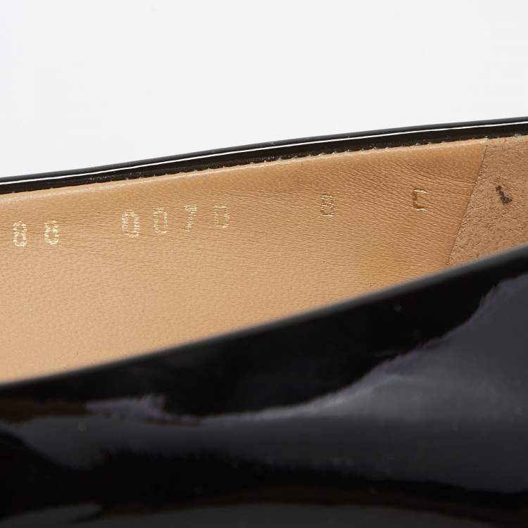Pre Owned Salvatore Ferragamo Black Patent Leather Vara Bow Pumps Size 38.5