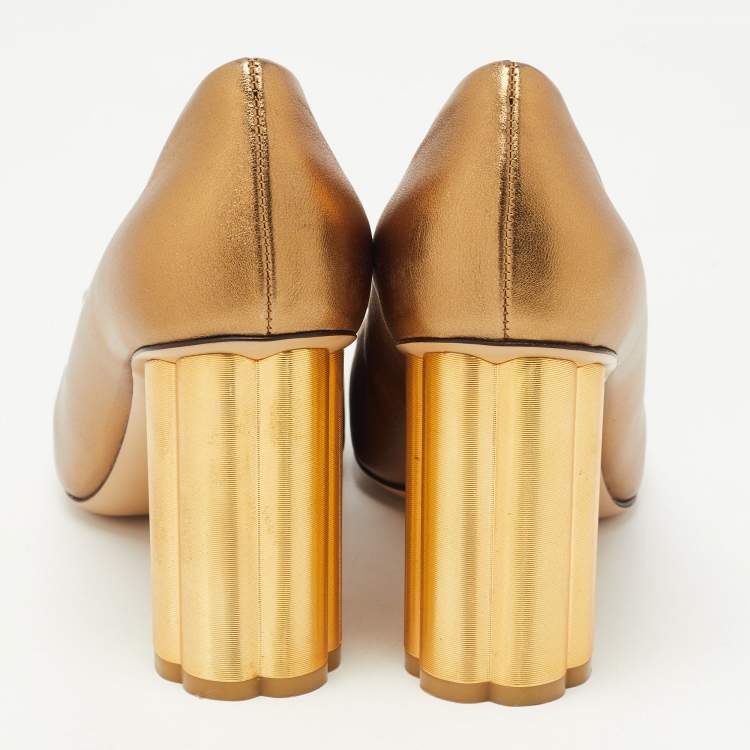 Pre Owned Salvatore Ferragamo Metallic Leather Oversized Bow Block Heel Pumps Size 37.5