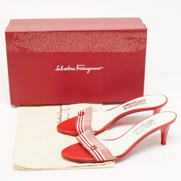 Pre Owned Salvatore Ferragamo Red Stripe Canvas and Leather Slide Sandals Size 39