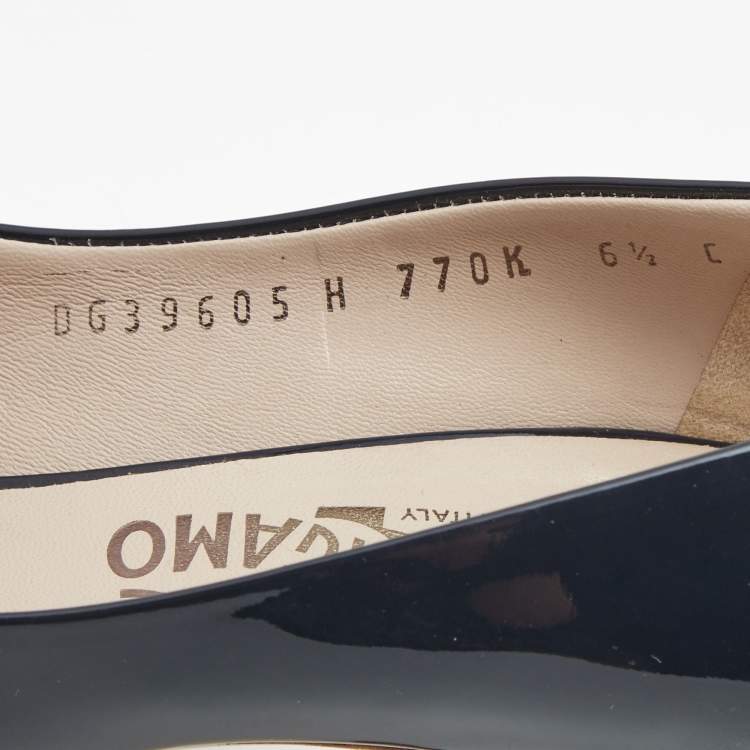 Pre Owned Salvatore Ferragamo Navy Blue Patent Leather Vara Bow Pumps Size 37
