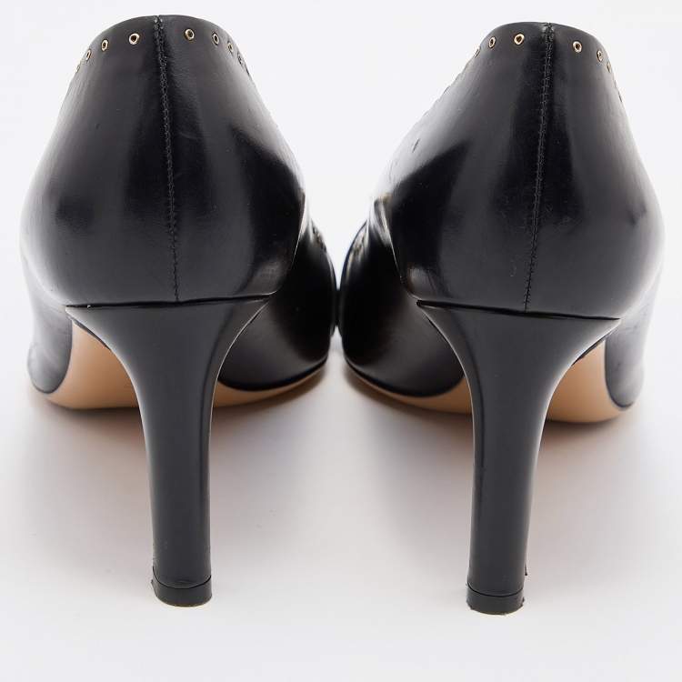 Pre Owned Salvatore Ferragamo Black Leather Fringe Detail Pumps Size 38.5