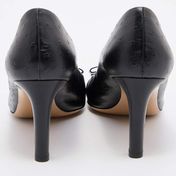Pre Owned Salvatore Ferragamo Black Leather Vara Bow Pumps Size 39
