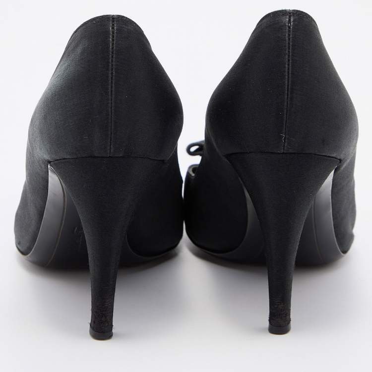 Pre Owned Salvatore Ferragamo Satin Bow Peep Toe Pumps Size 39