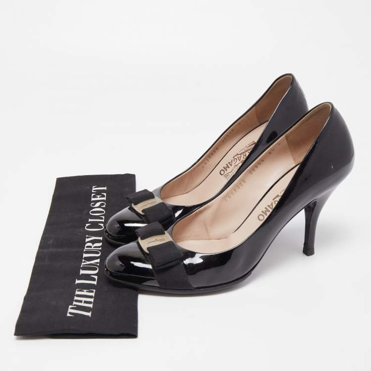 Pre Owned Salvatore Ferragamo Black Patent Leather Vara Bow  Pumps Size 39