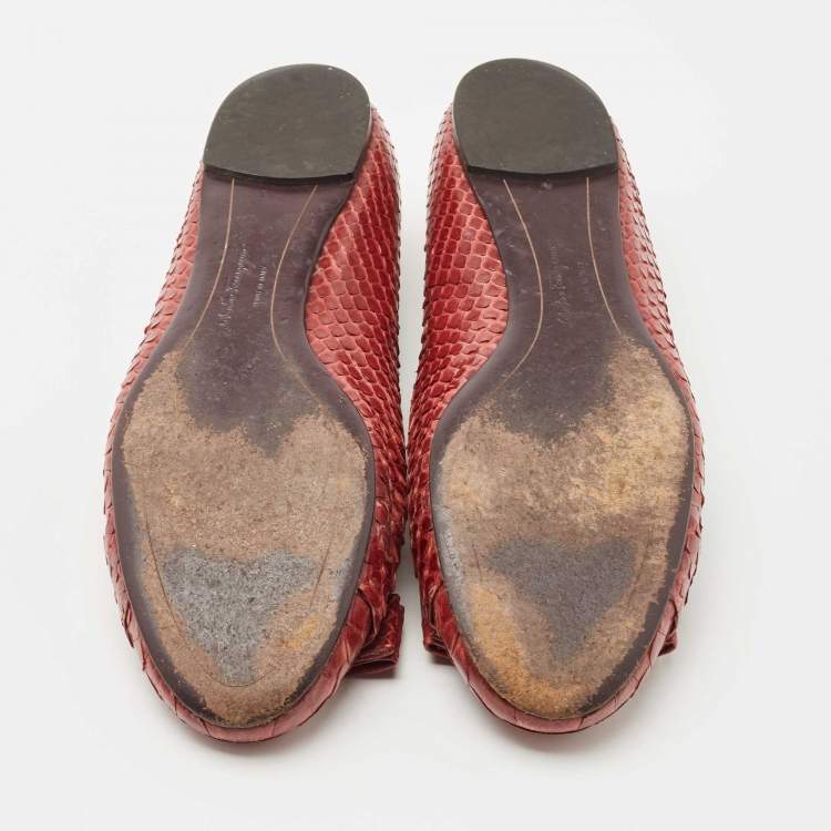 Pre Owned Salvatore Ferragamo Burgundy Python Varina Ballet Flats Size 37