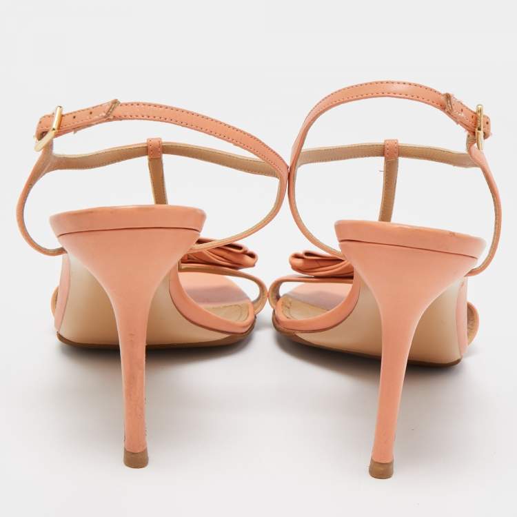 مملوكة مسبقًا Salvatore Ferragamo Orange Leather Ankle Strap Sandals Size 40 