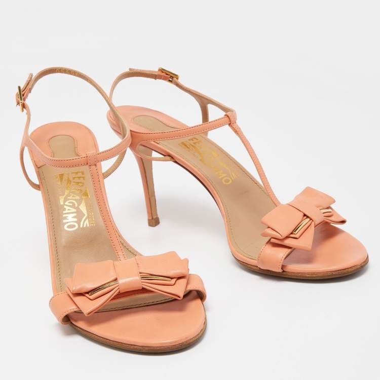 مملوكة مسبقًا Salvatore Ferragamo Orange Leather Ankle Strap Sandals Size 40 