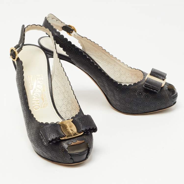مملوكة مسبقًا Salvatore Ferragamo Black Leather Vara Bow Slingback Pumps Size 36.5