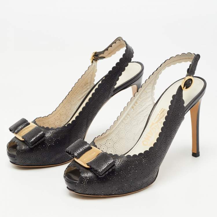 مملوكة مسبقًا Salvatore Ferragamo Black Leather Vara Bow Slingback Pumps Size 36.5