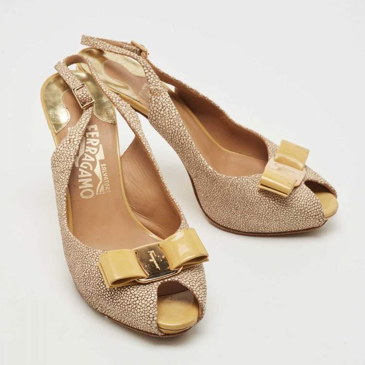 Pre Owned Salvatore Ferragamo Multicolor Texture Suede and Patent Peep Toe Bow Pumps Size 36.5
