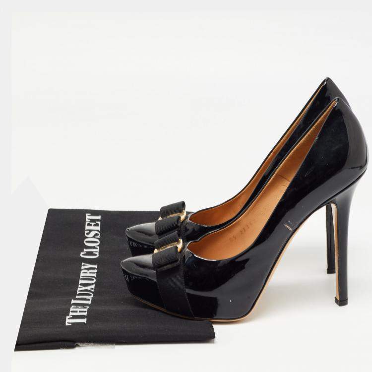 Pre Owned Salvatore Ferragamo Black Patent Leather Trilly Pumps Size 39.5