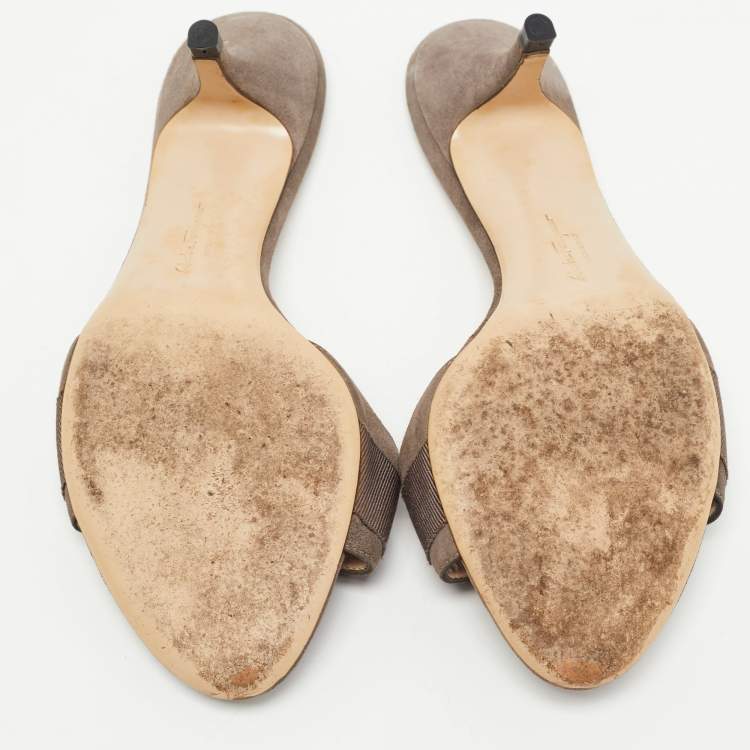 Pre Owned Salvatore Ferragamo Grey Suede Vara Bow Slide Sandals Size 39