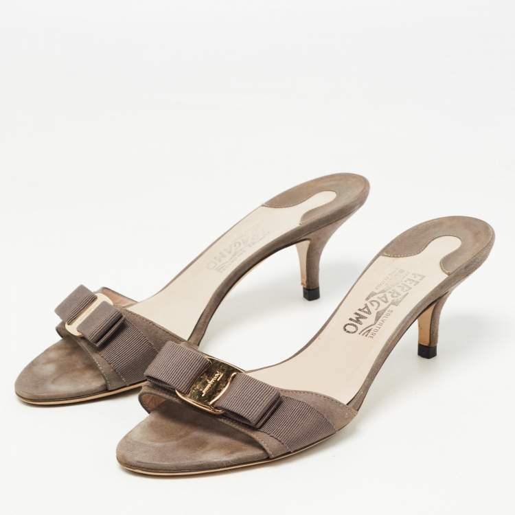 Ferragamo vara bow online sandal