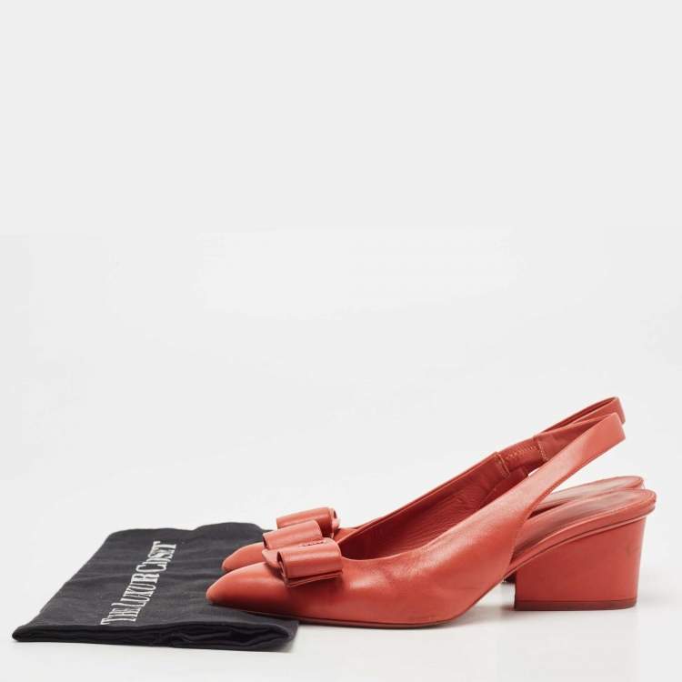 Pre Owned Salvatore Ferragamo Red Leather Vara Bow Slingback Pumps Size 37.5