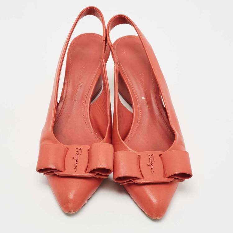 Pre Owned Salvatore Ferragamo Red Leather Vara Bow Slingback Pumps Size 37.5
