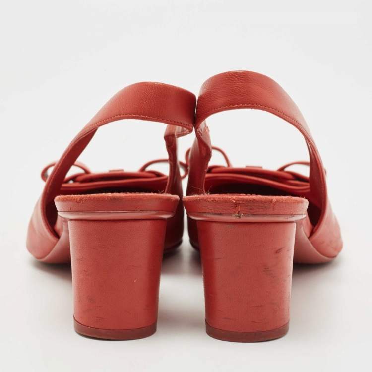 Pre Owned Salvatore Ferragamo Red Leather Vara Bow Slingback Pumps Size 37.5