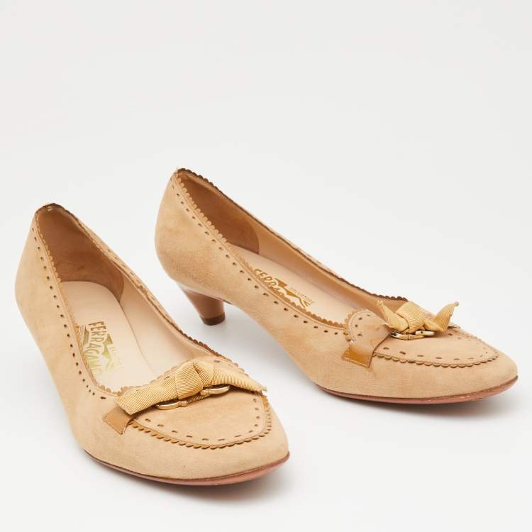 Pre Owned Salvatore Ferragamo Brown Suede Bow Pumps Size 40.5