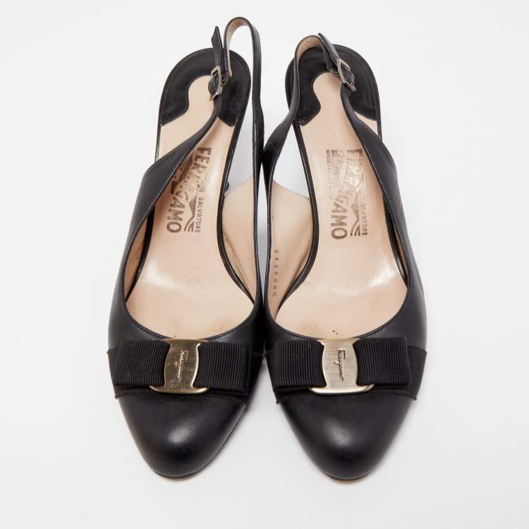 Pre Owned Salvatore Ferragamo Black Leather Vara Bow Slingback Pumps Size 39.5
