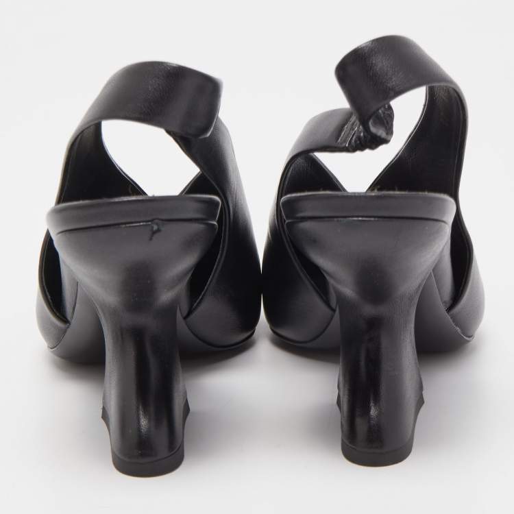 مملوكة مسبقًا Salvatore Ferragamo Black Leather Sloane Slingback Pumps Size 39