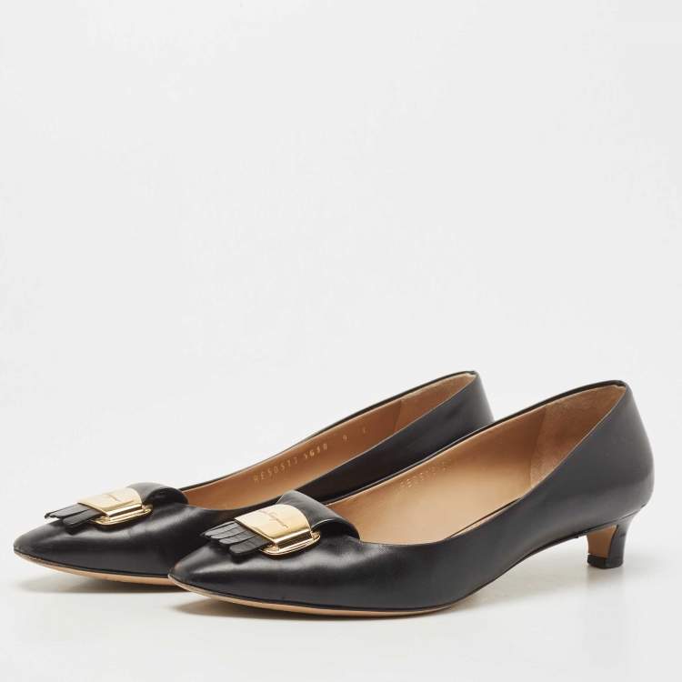 Pre Owned Salvatore Ferragamo Black Leather Fringe Buckle Pumps Size 39.5