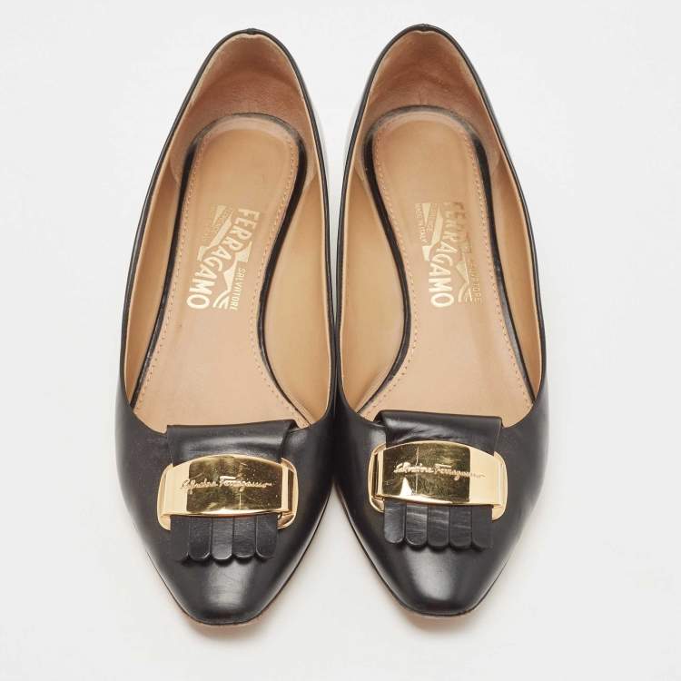 Pre Owned Salvatore Ferragamo Black Leather Fringe Buckle Pumps Size 39.5