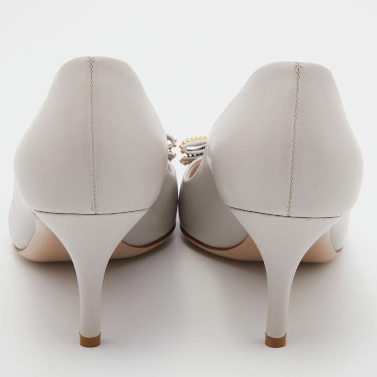 Pre Owned Salvatore Ferragamo Grey Leather Vara Bow Pumps Size 38.5
