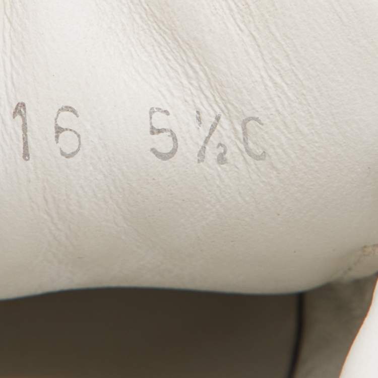 Pre Owned Salvatore Ferragamo White Leather Cube 8 Logo Low Top Sneakers Size 36