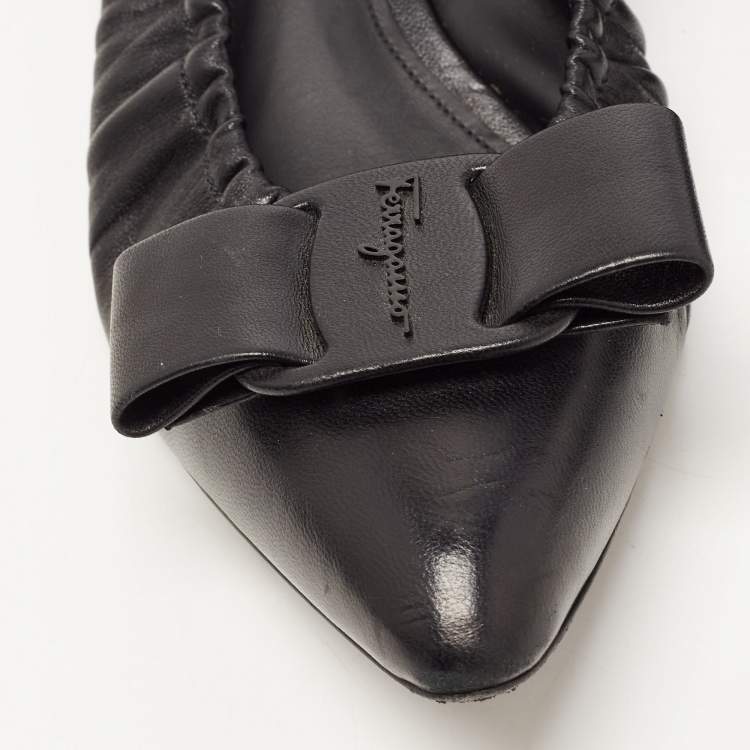 Pre Owned Salvatore Ferragamo Black Leather Vara Bow Scrunch Ballet Flats Size 38