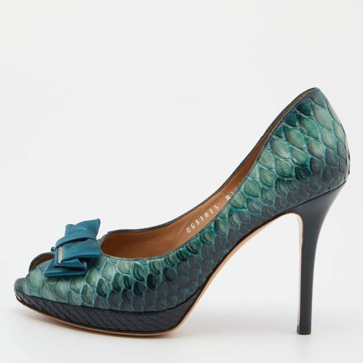 Pre Owned Salvatore Ferragamo Green Python Bow Peep Toe Pumps Size 37.5