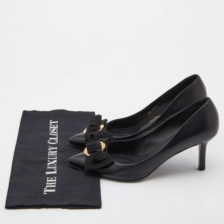 Pre Owned Salvatore Ferragamo Black Leather Bow Pumps Size 39.5